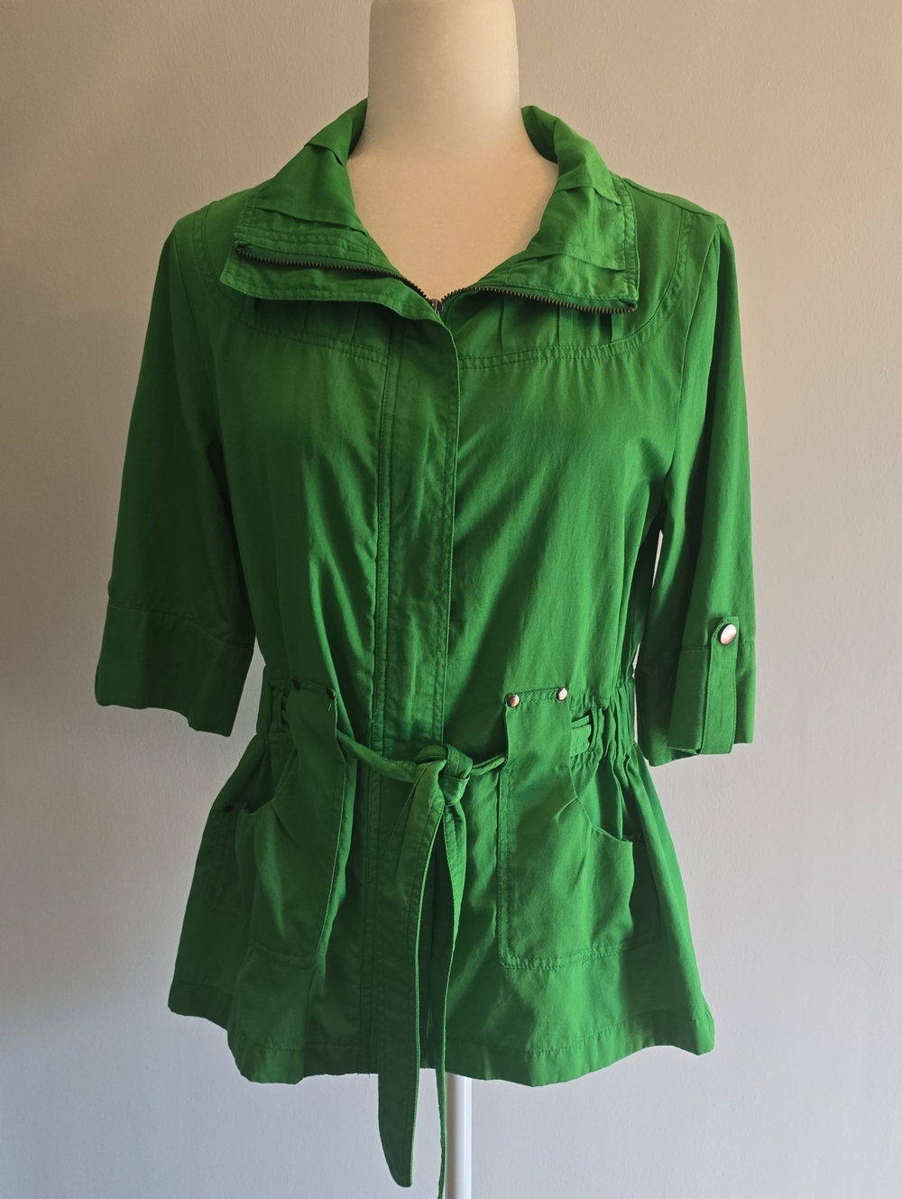 LUII Kelly Green Lightweight Zip Jacket Size M